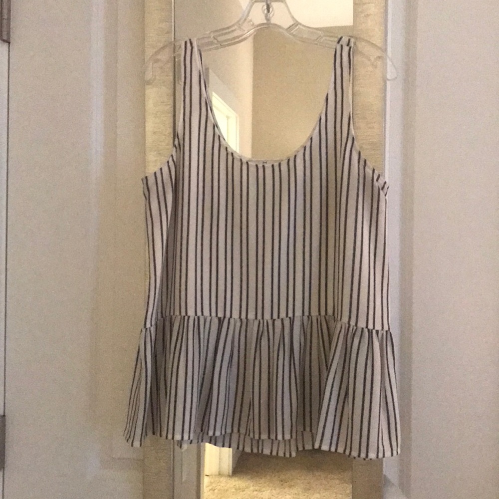 Halston peplum top size M